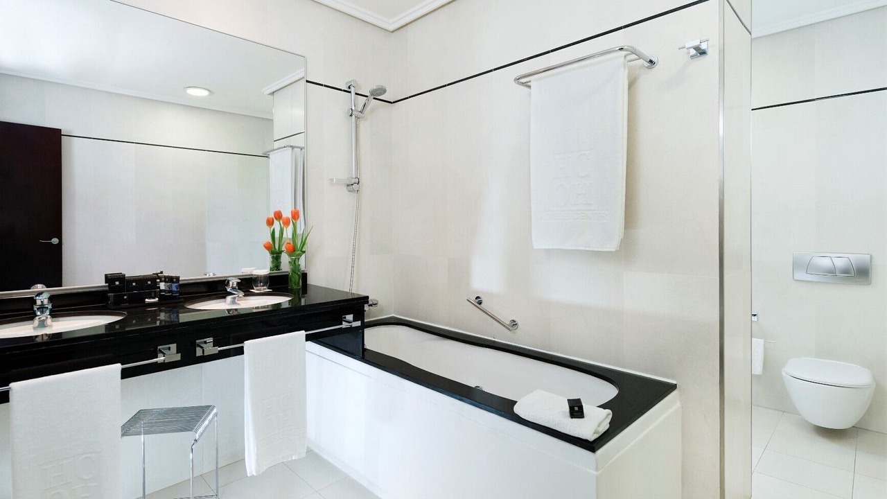 Photo of Bathroom in Penya-roja