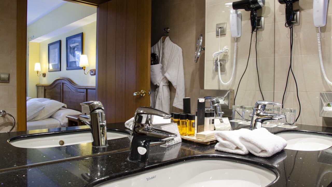 Photo of Bathroom in Prats