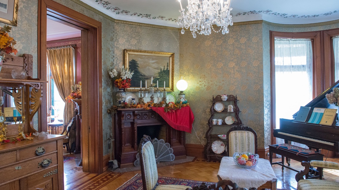 Photo of Others in Spruce Hill