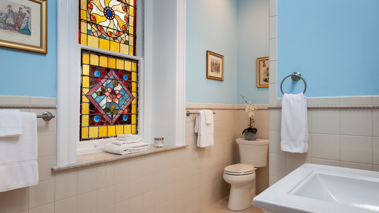 Photo of Bathroom in Powelton Village
