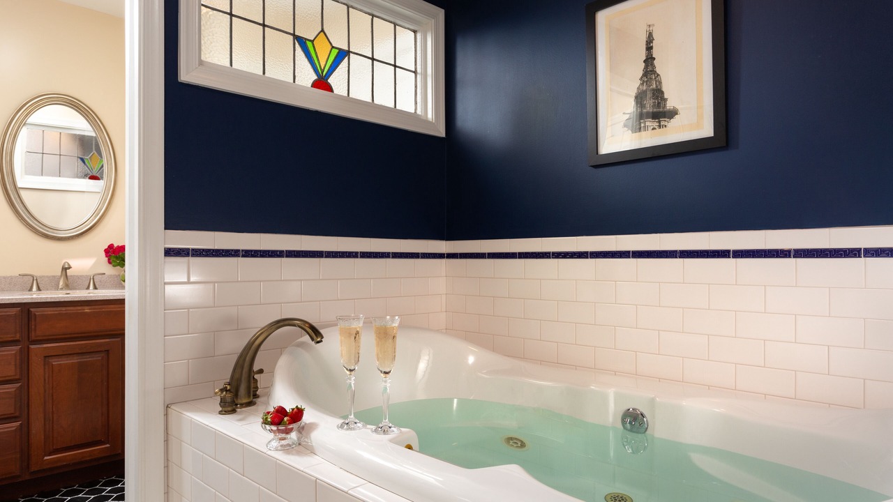 Photo of Bathroom in Powelton Village