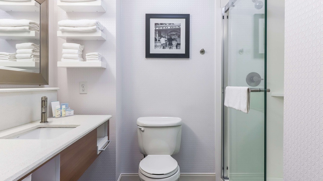 Photo of Bathroom in Heath