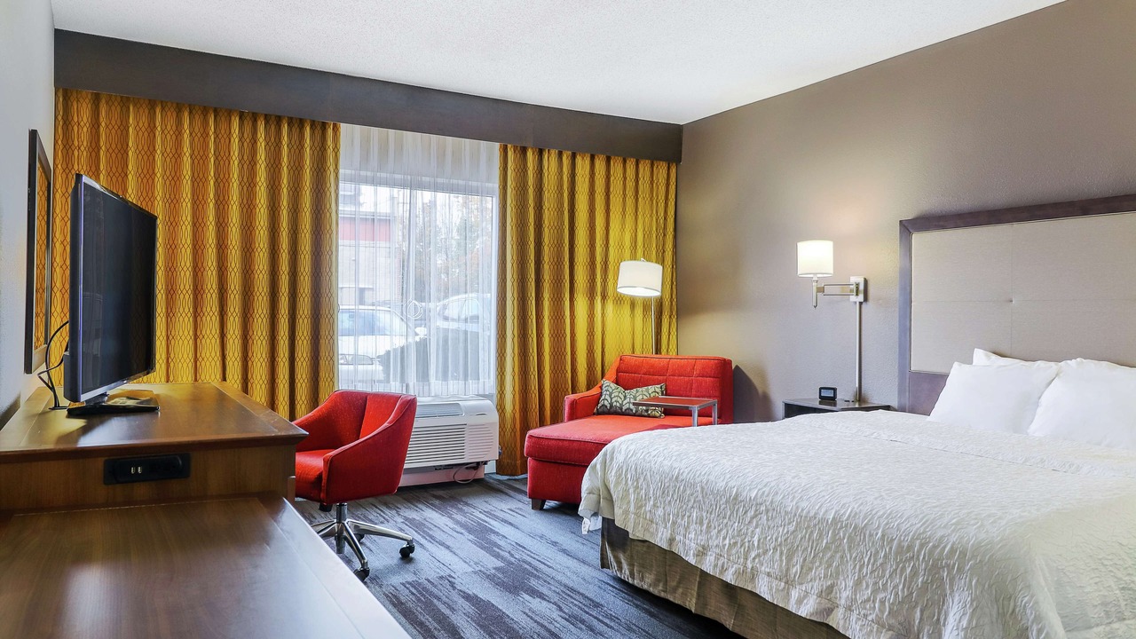 Photo of Bedroom in Heath