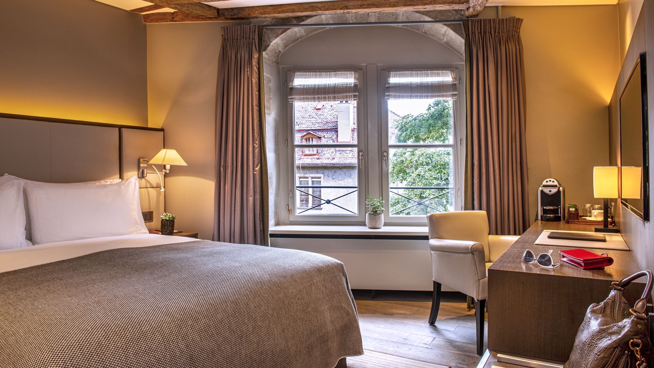 Photo of Bedroom in Geneva Old Town