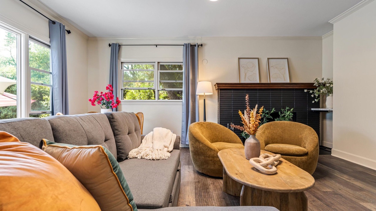 Photo of Others in Sonoma