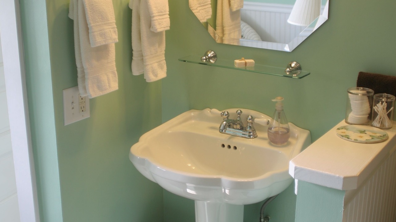 Photo of Bathroom in Eastsound