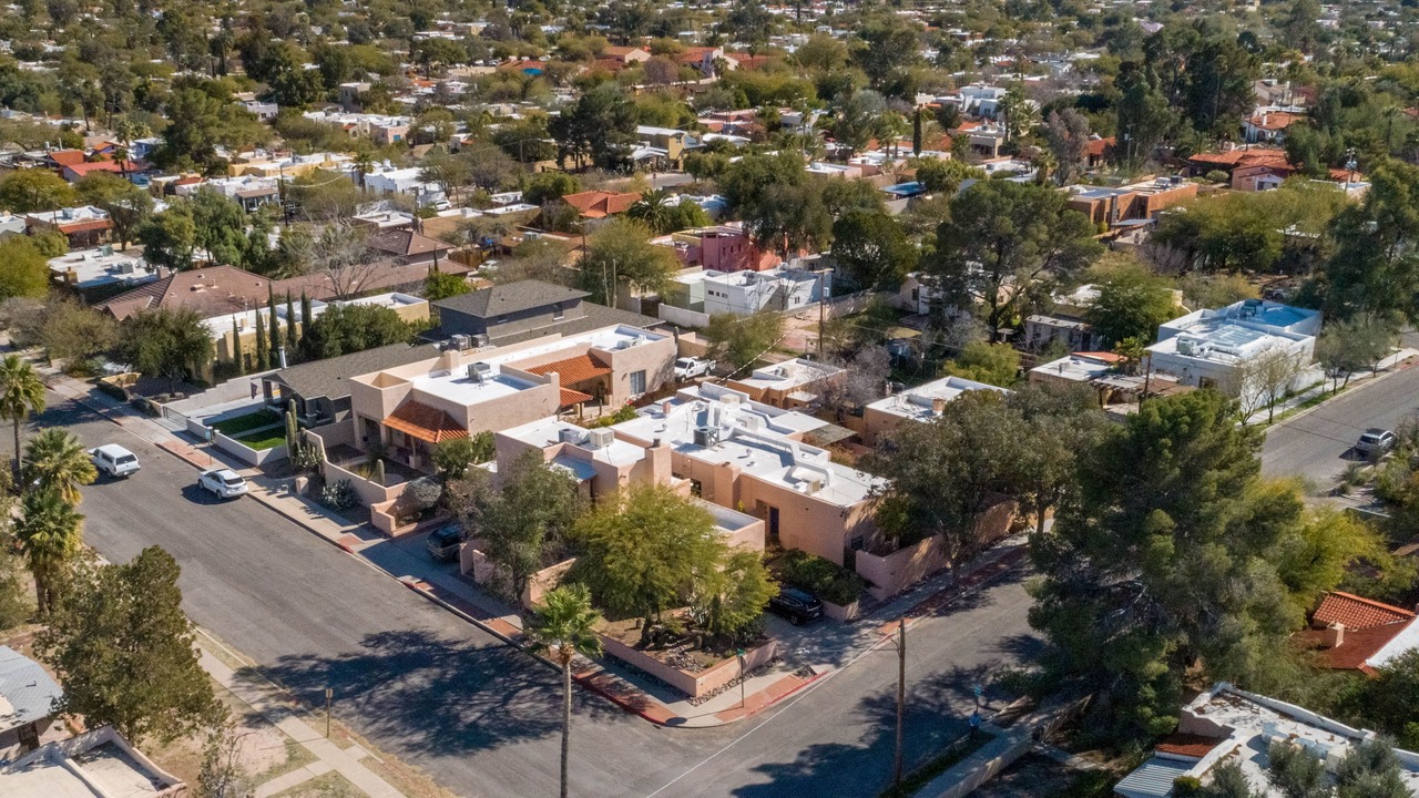 Photo of Outdoor in Sam Hughes