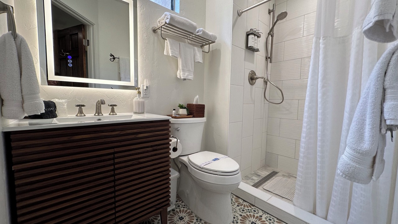 Photo of Bathroom in Sam Hughes