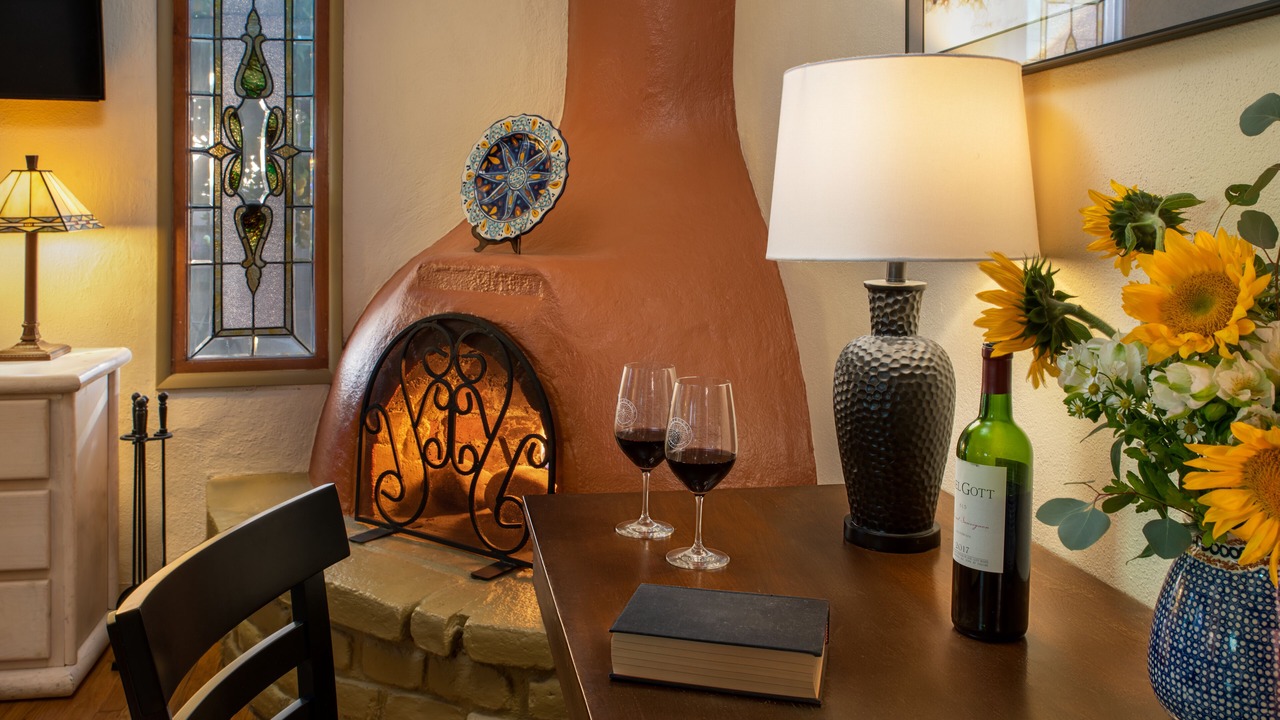 Photo of Livingroom in Sam Hughes