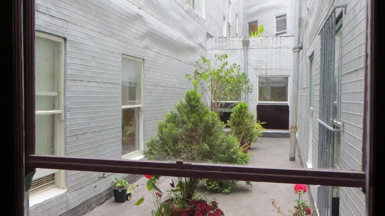 Photo of Patio Balcony in Chinatown