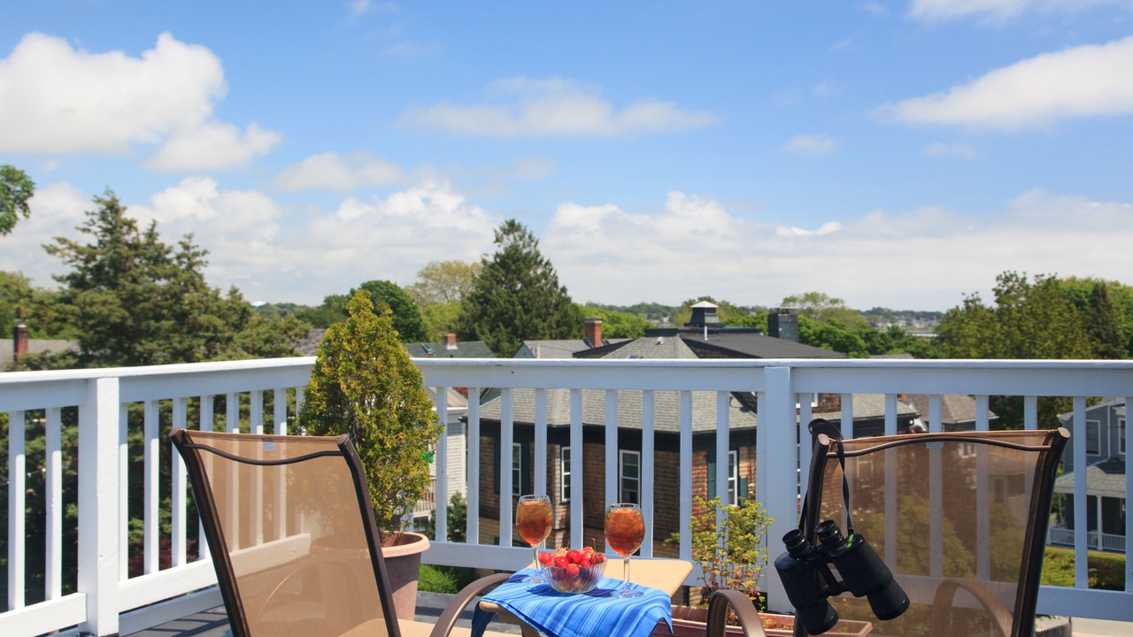 Photo of Bedroom in Off Broadway