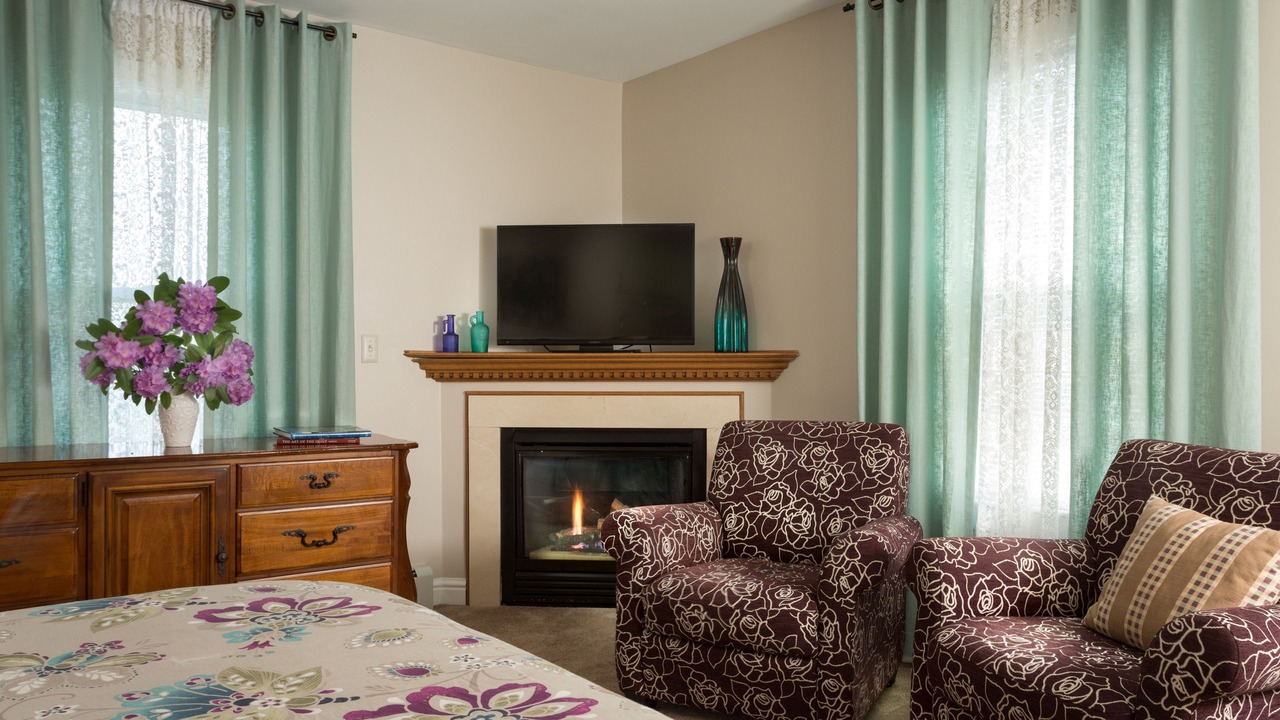 Photo of Livingroom in Off Broadway