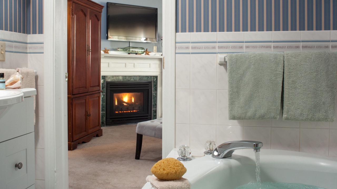 Photo of Livingroom in Off Broadway