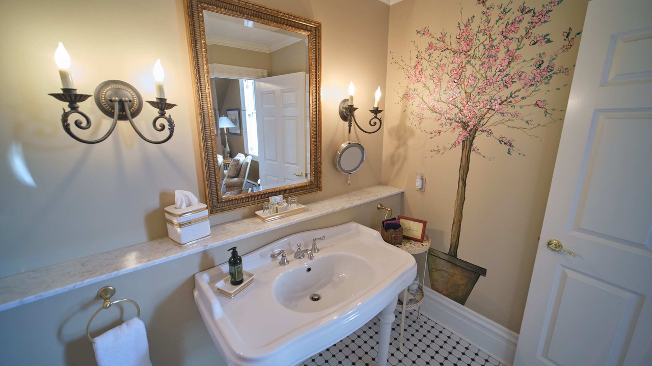 Photo of Bathroom in Shadyside