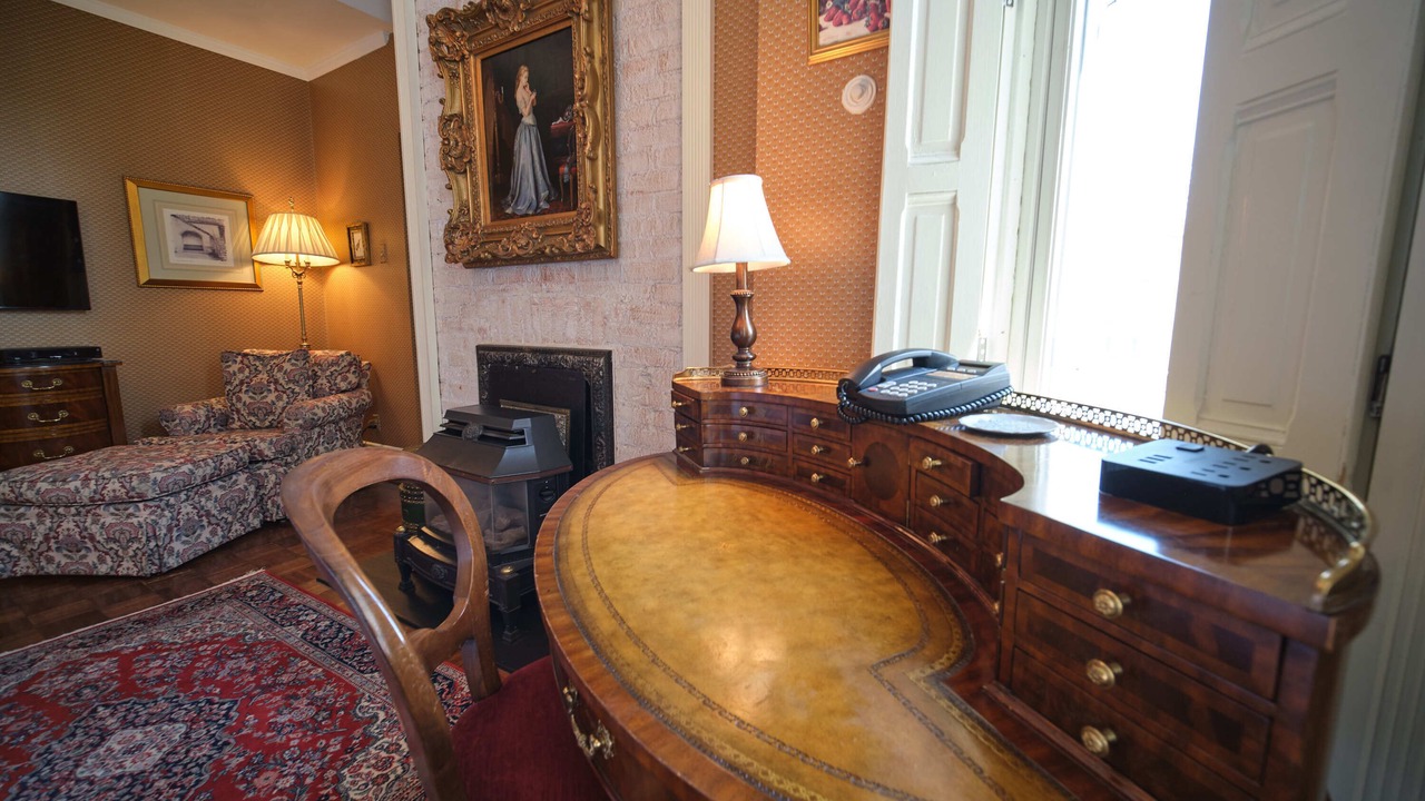 Photo of Bedroom in Shadyside