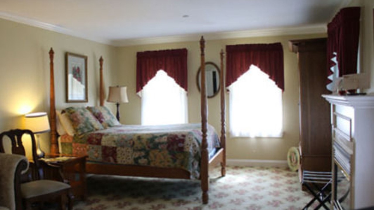 Photo of Bedroom in North Conway