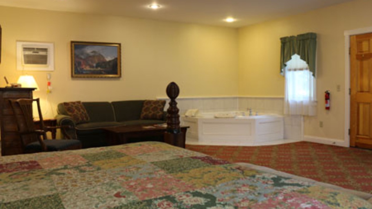 Photo of Bedroom in North Conway