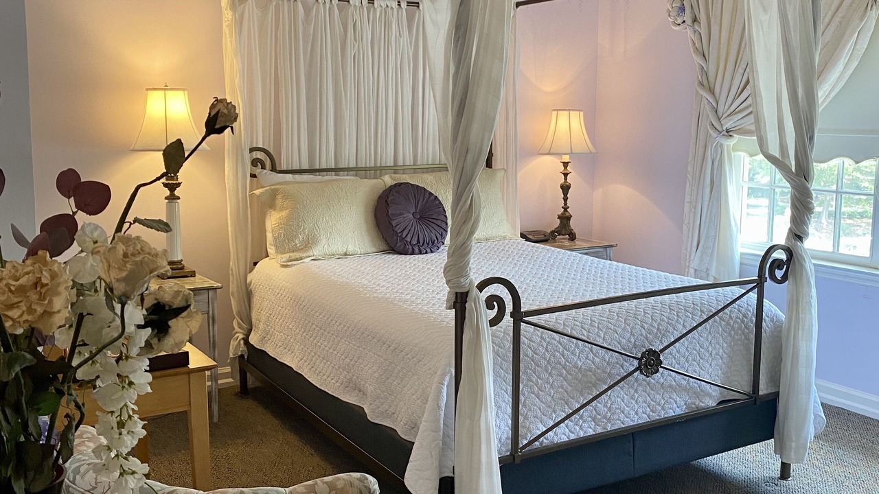 Photo of Bedroom in Conway