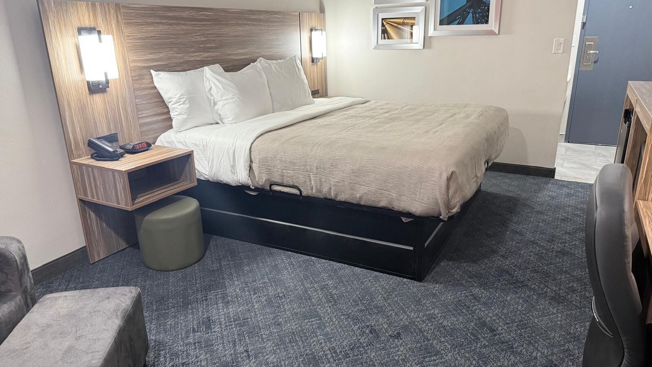 Photo of Bedroom in Ponca City