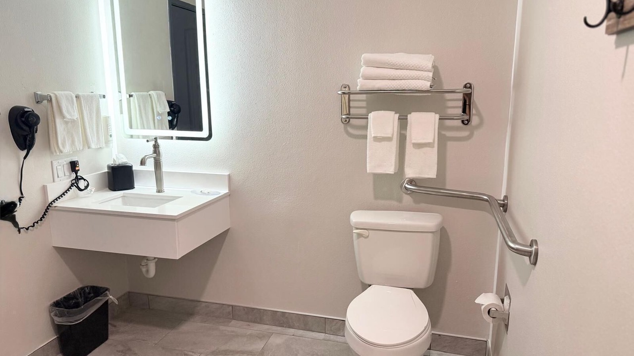 Photo of Bathroom in Ponca City