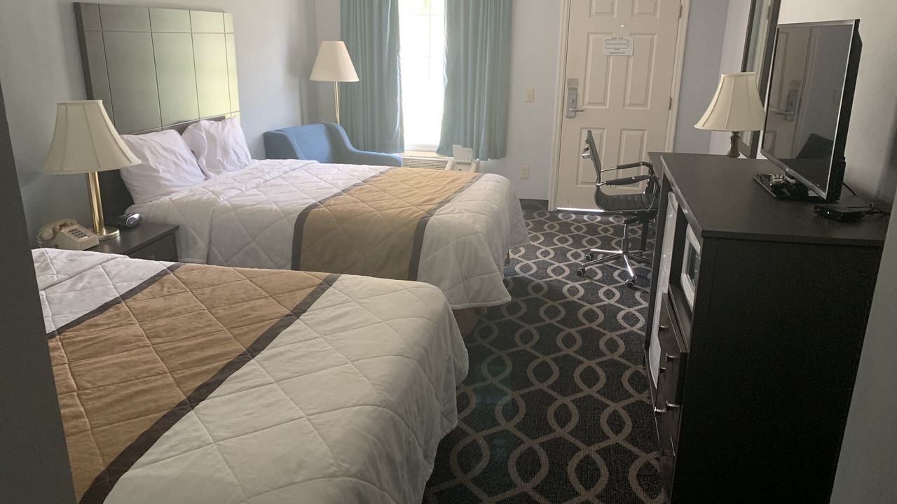 Photo of Bedroom in Lewisburg
