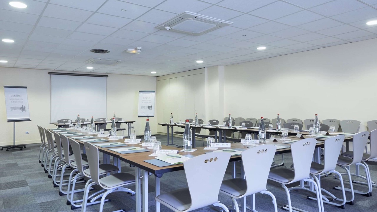 Photo of Others in Pantin