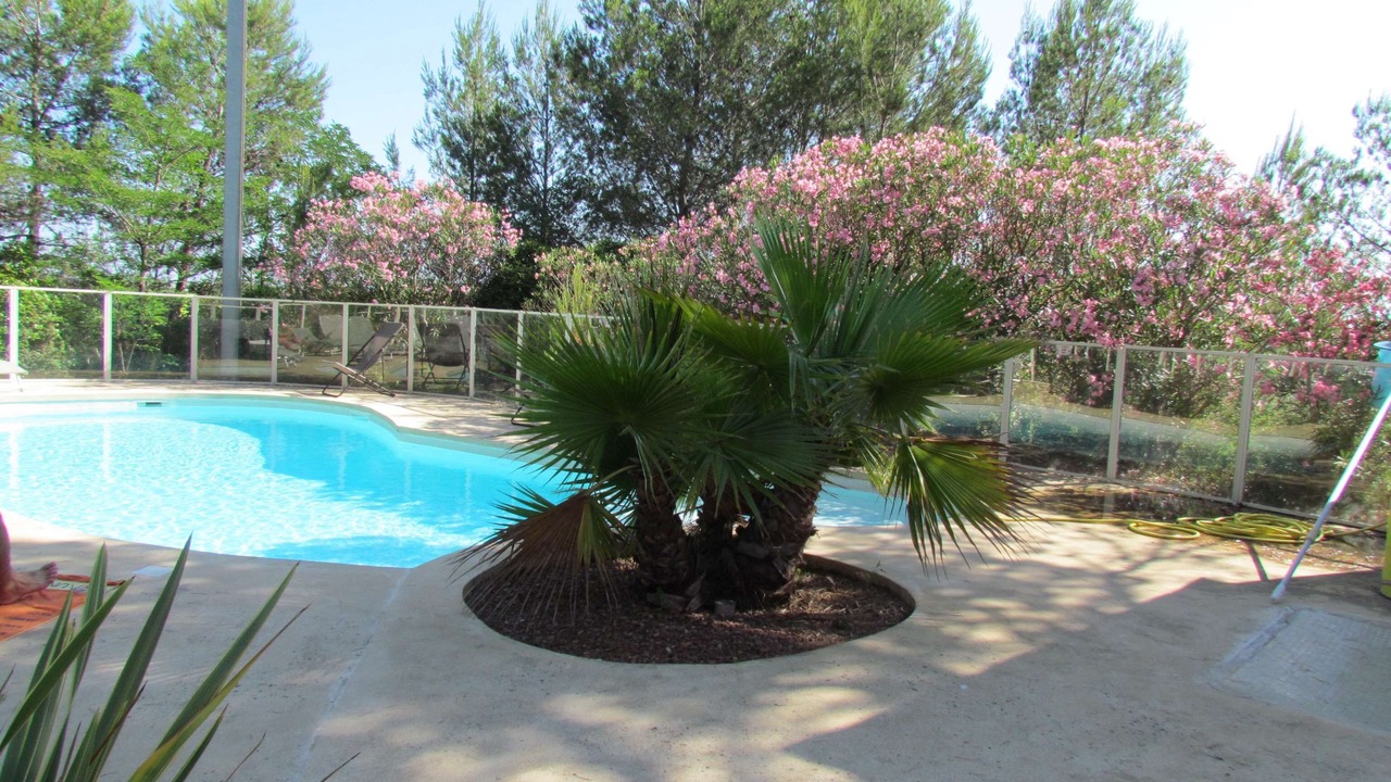 Photo of Outdoor in Saint-Clement-de-Riviere