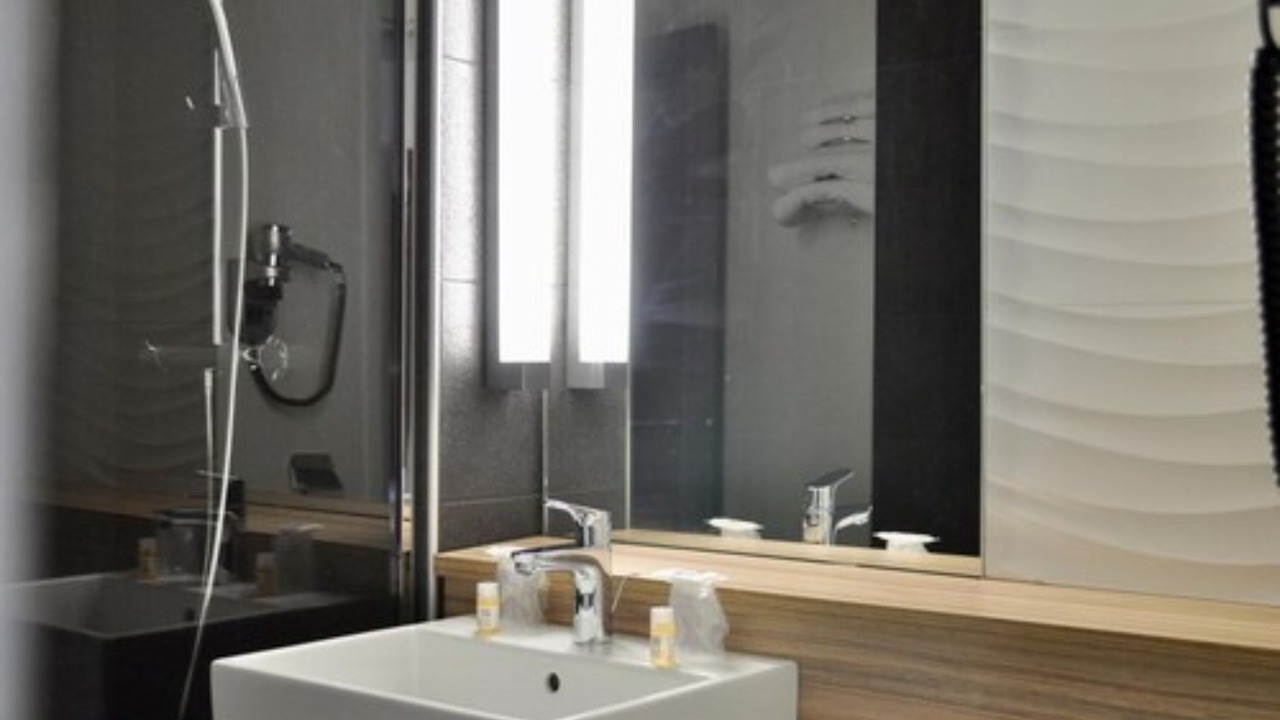 Photo of Bathroom in Balaruc-le-Vieux
