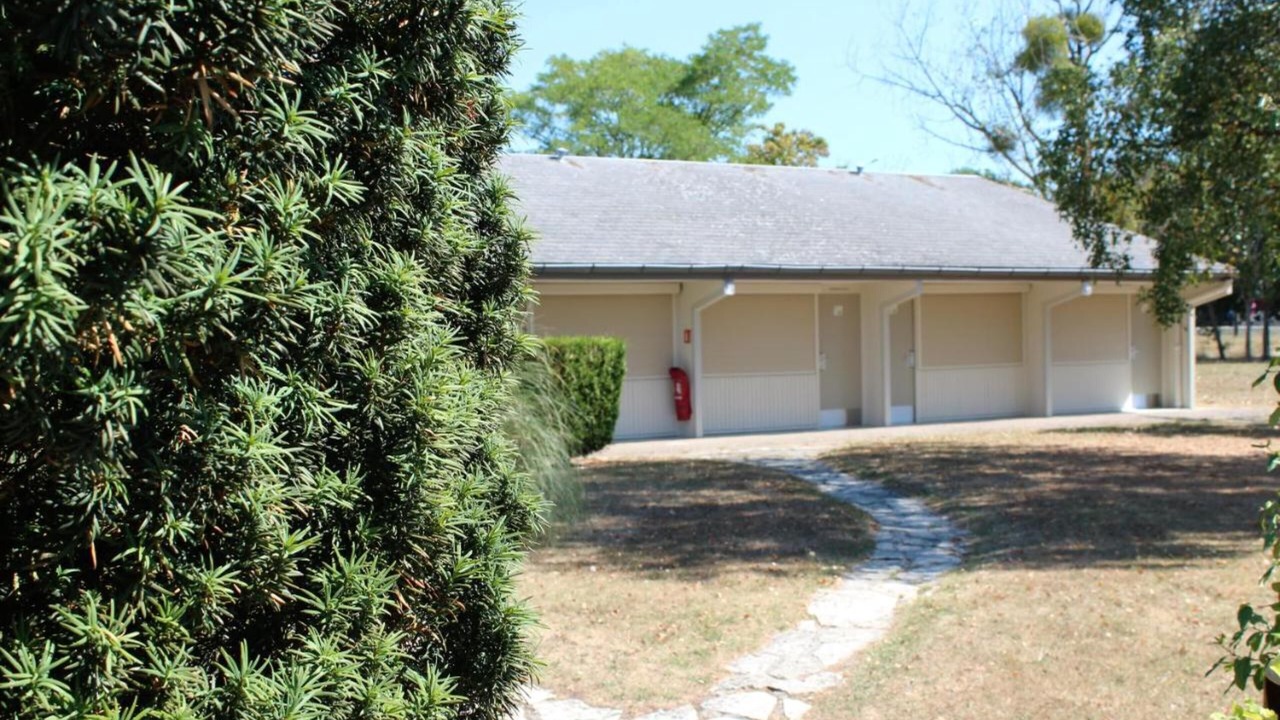 Photo of Outdoor in Cleon