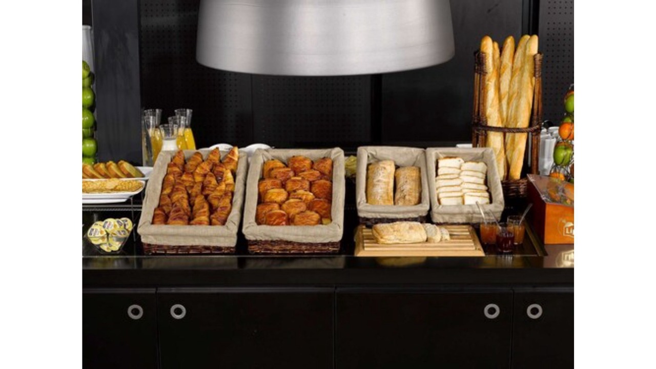 Photo of Others in Cleon