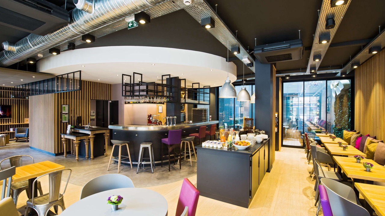 Photo of Others in Colombier - Champ de Mars