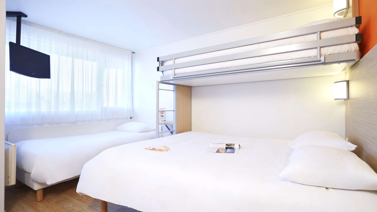 Photo of Bedroom in Chasseneuil-du-Poitou