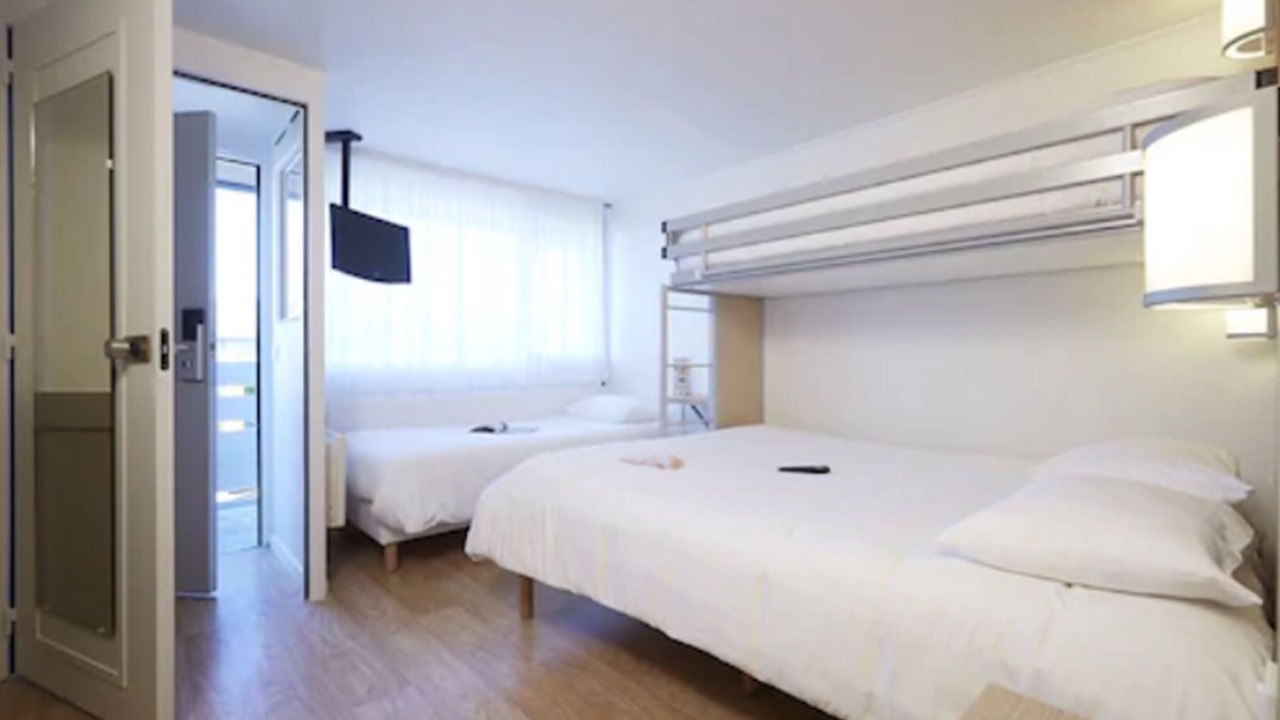 Photo of Bedroom in Chasseneuil-du-Poitou