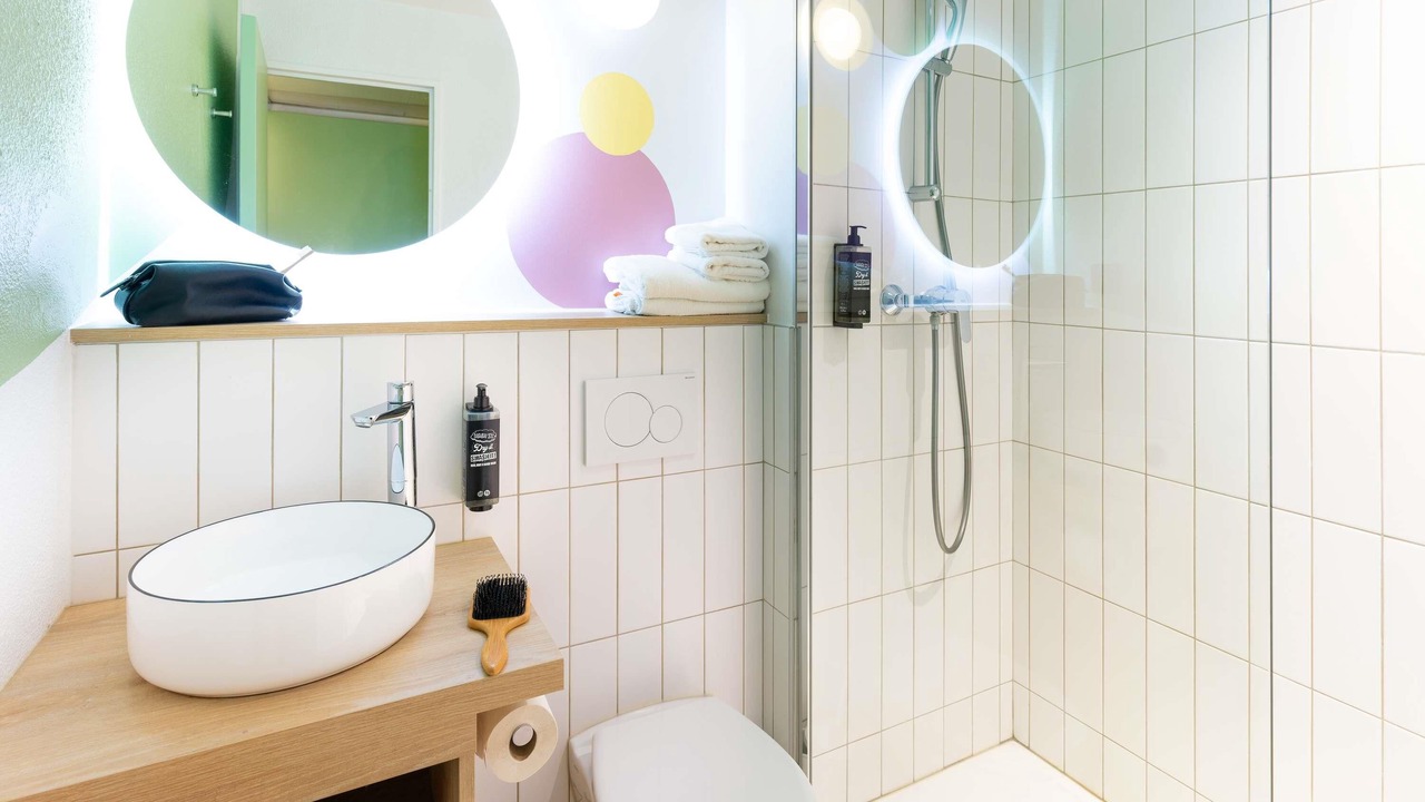 Photo of Bedroom in Saint-Denis