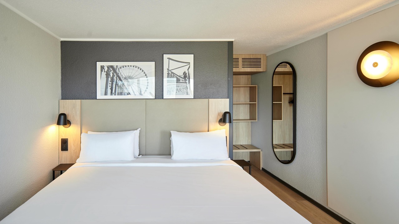 Photo of Bedroom in Montivilliers