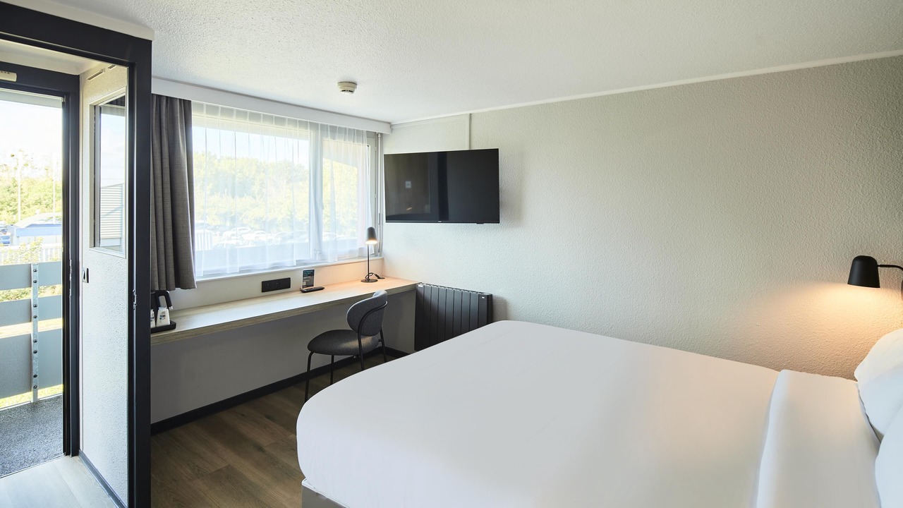 Photo of Bedroom in Montivilliers