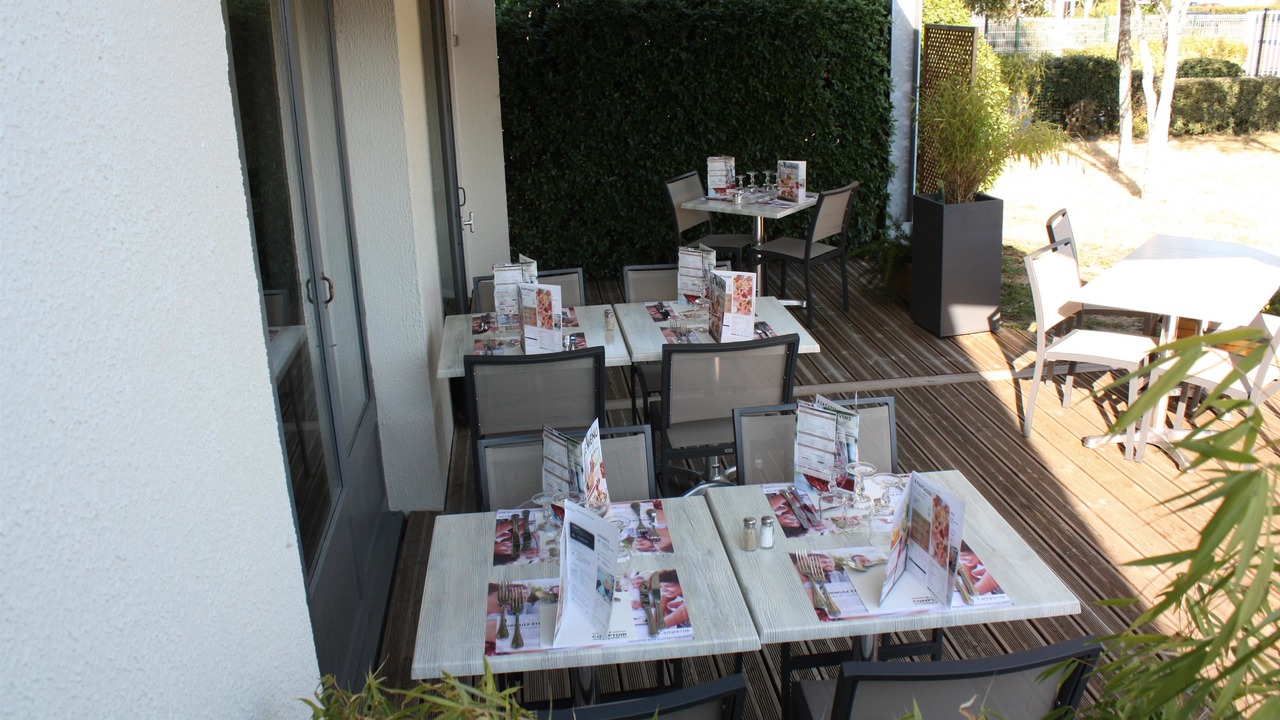 Photo of Others in Arnage