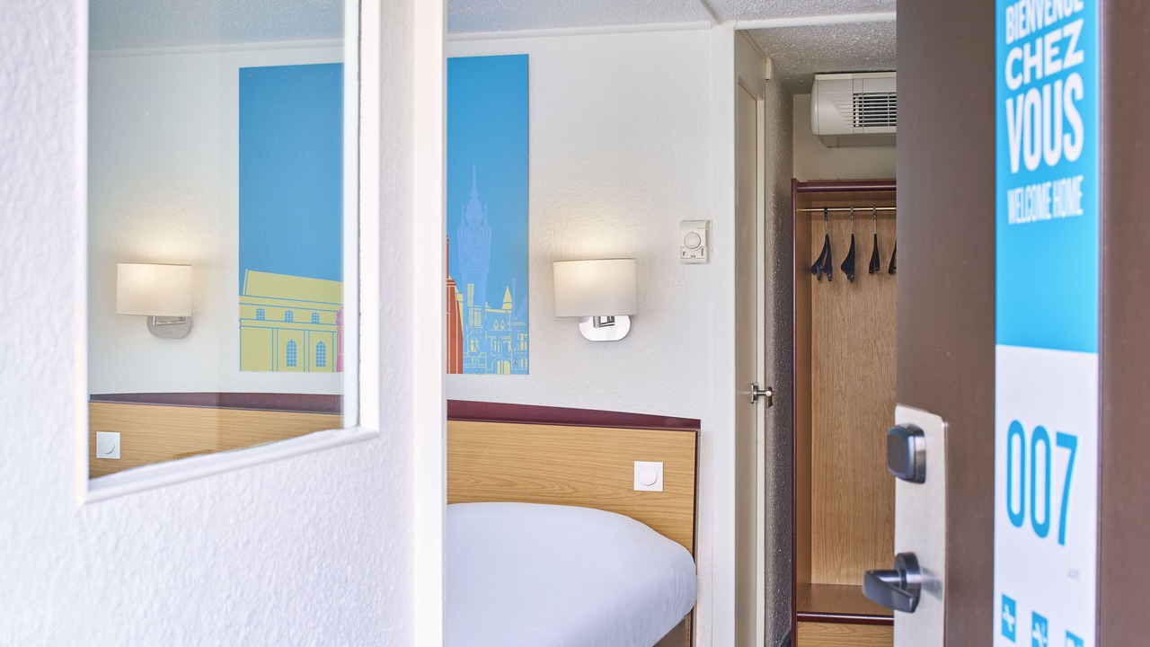 Photo of Bedroom in Gonfreville-l'Orcher