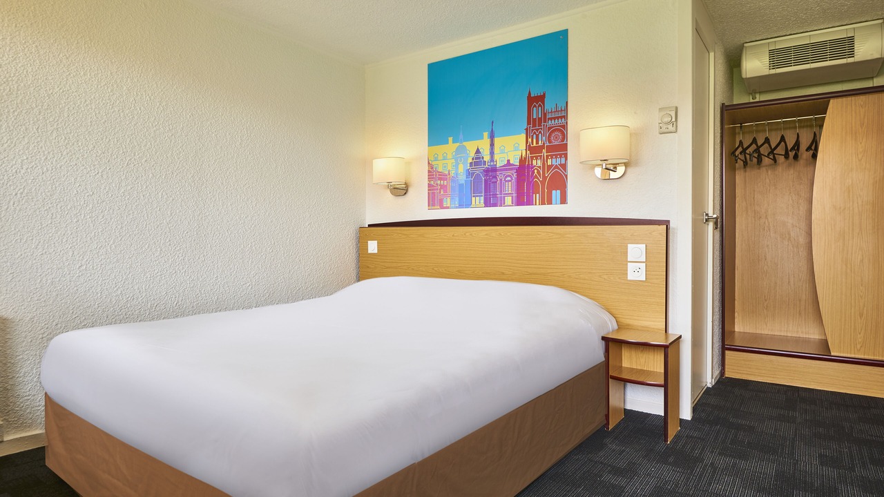 Photo of Bedroom in Gonfreville-l'Orcher