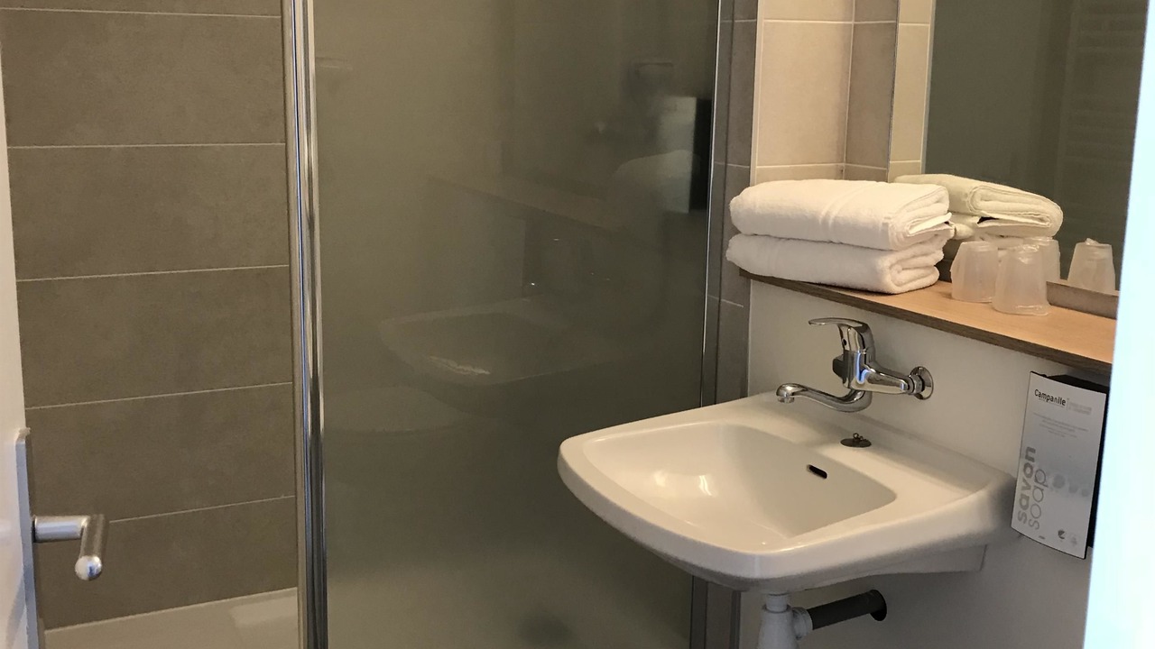 Photo of Bathroom in Hem