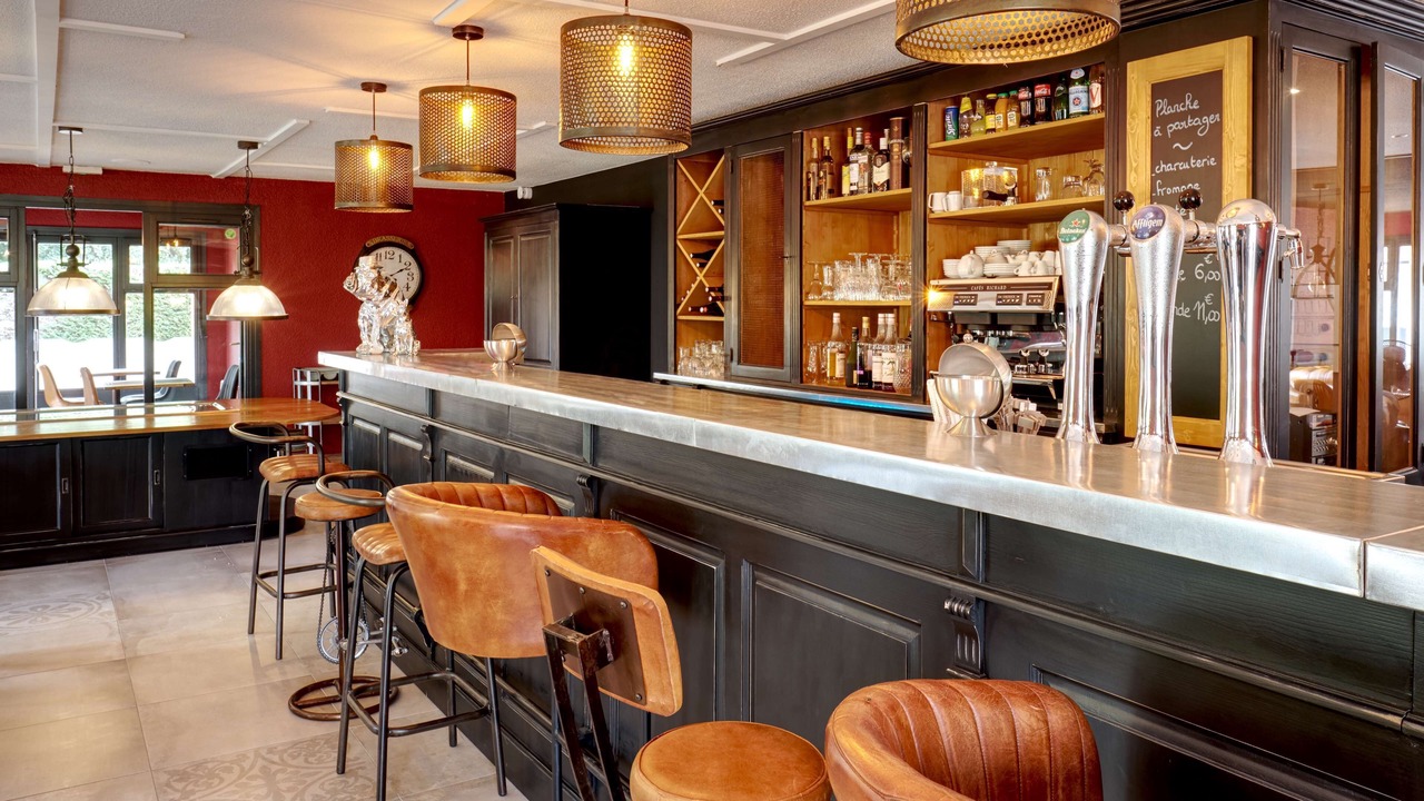 Photo of Others in Hem