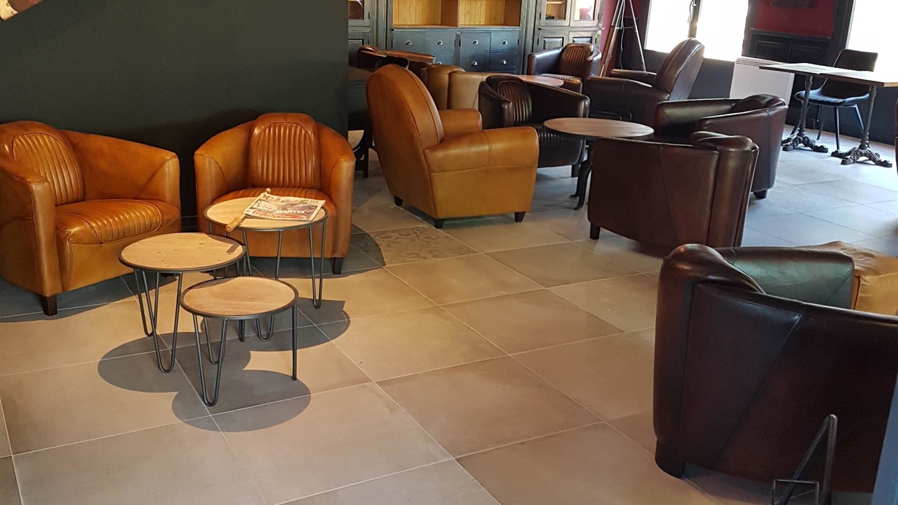 Photo of Others in Hem