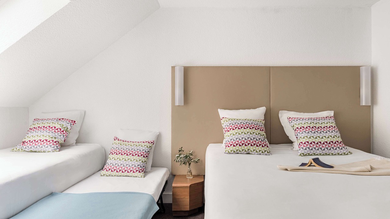 Photo of Bedroom in Ferney-Voltaire