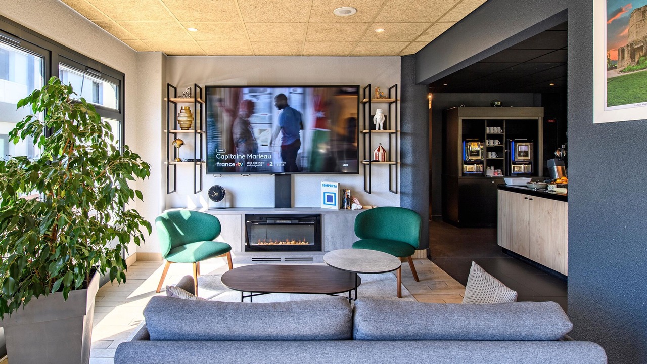 Photo of Others in Route d'Arles