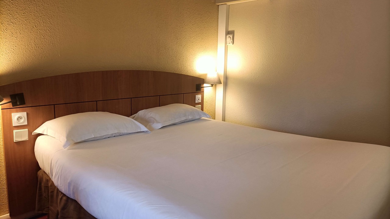 Photo of Bedroom in Saint-Genis-Pouilly