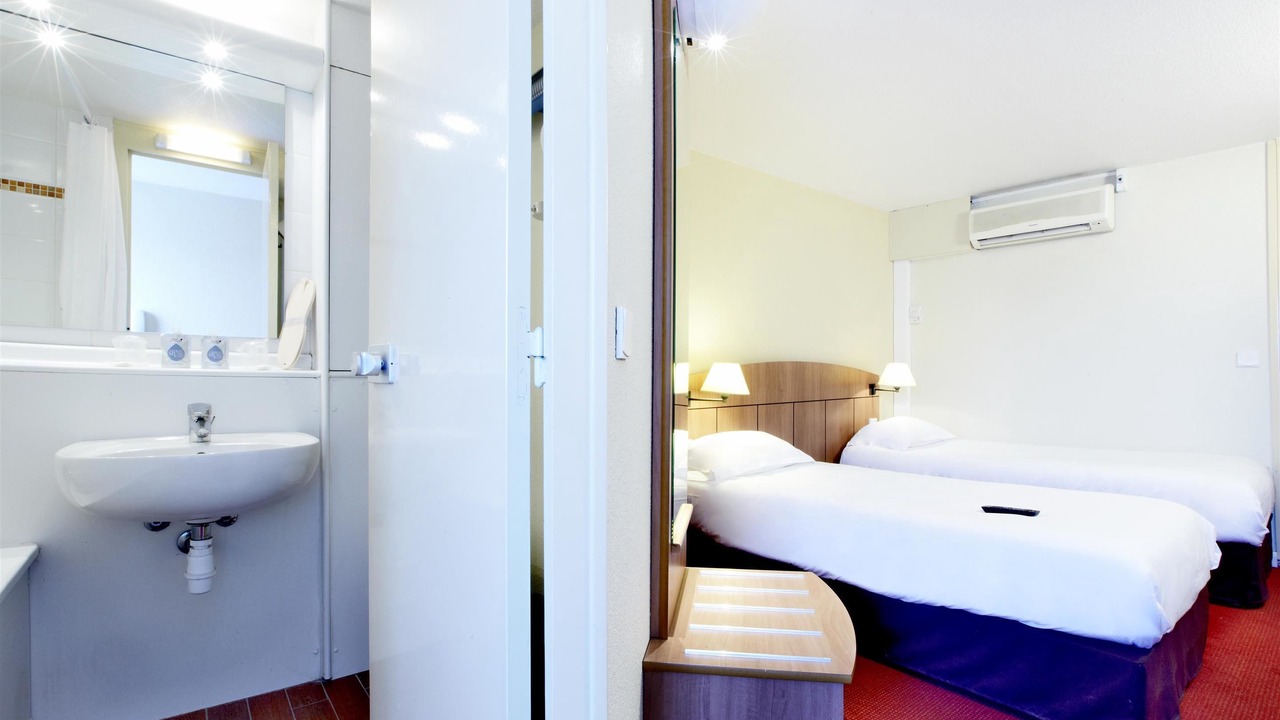 Photo of Others in Saint-Genis-Pouilly