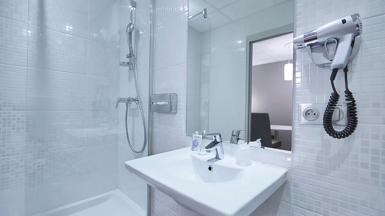 Photo of Bathroom in Voiron