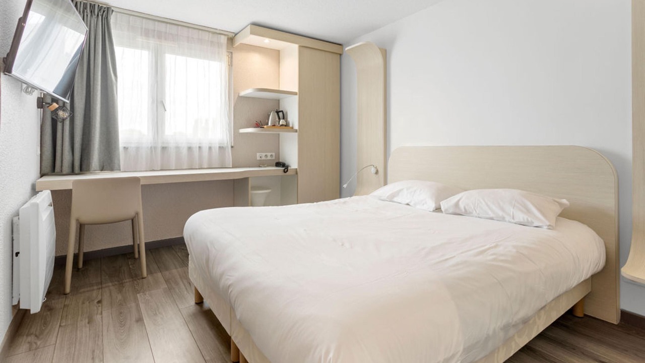 Photo of Bedroom in Saint-Arnoult
