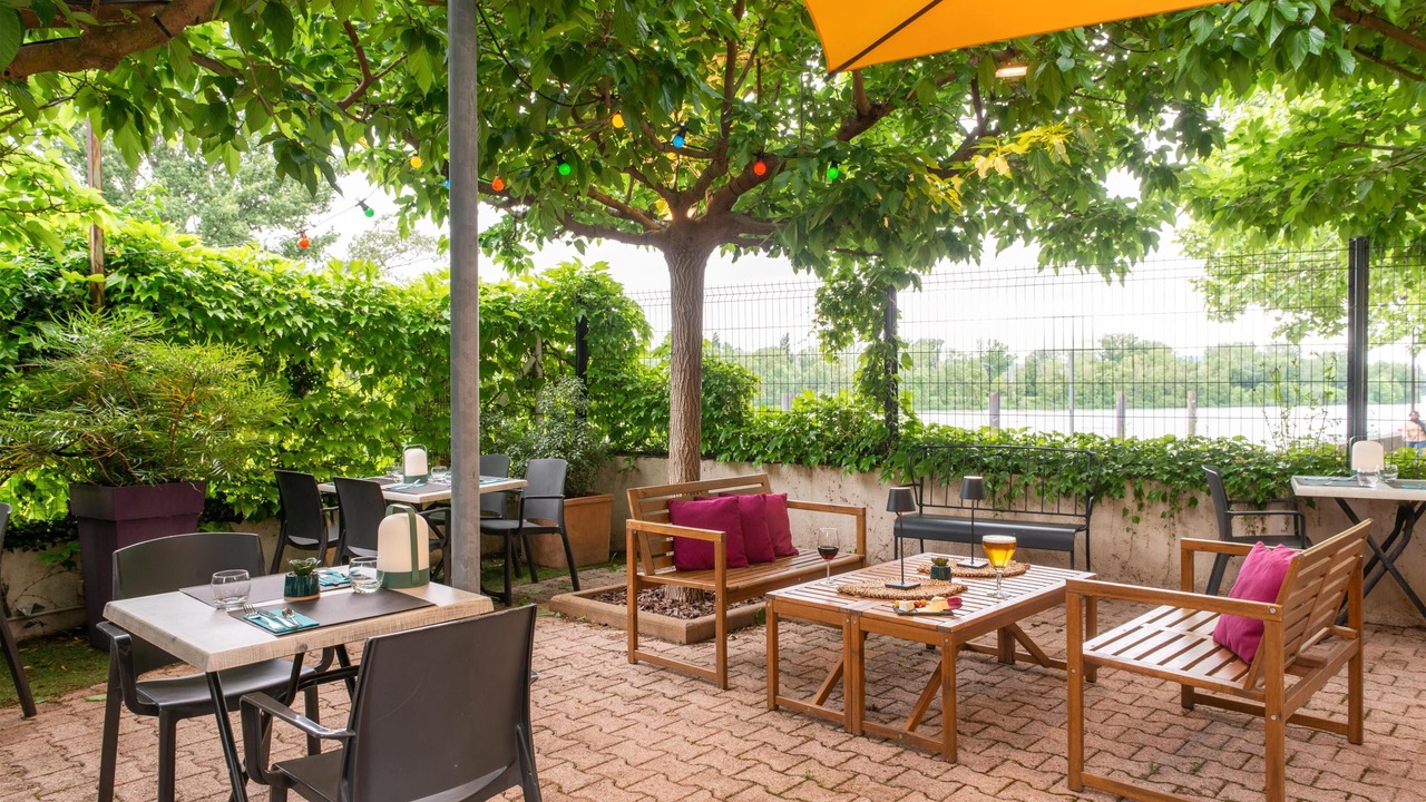 Photo of Outdoor in Plaine Centre Ville