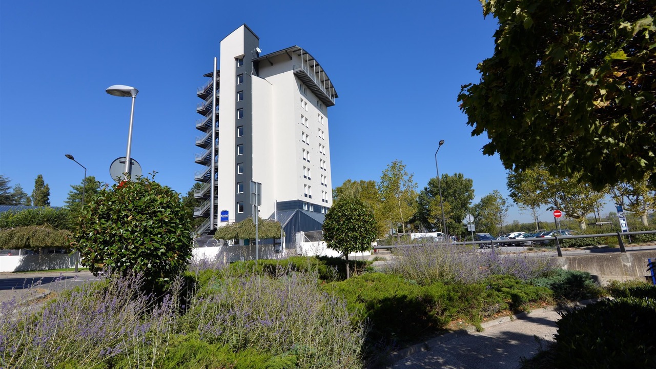 Photo of Outdoor in Plaine Centre Ville